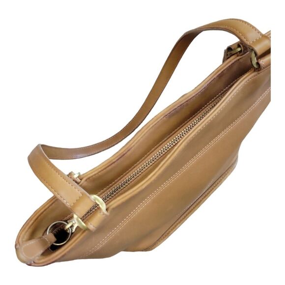 VINTAGE Tan COACH Bucket Style Purse w/ 2 Handles - Picture 9 of 9